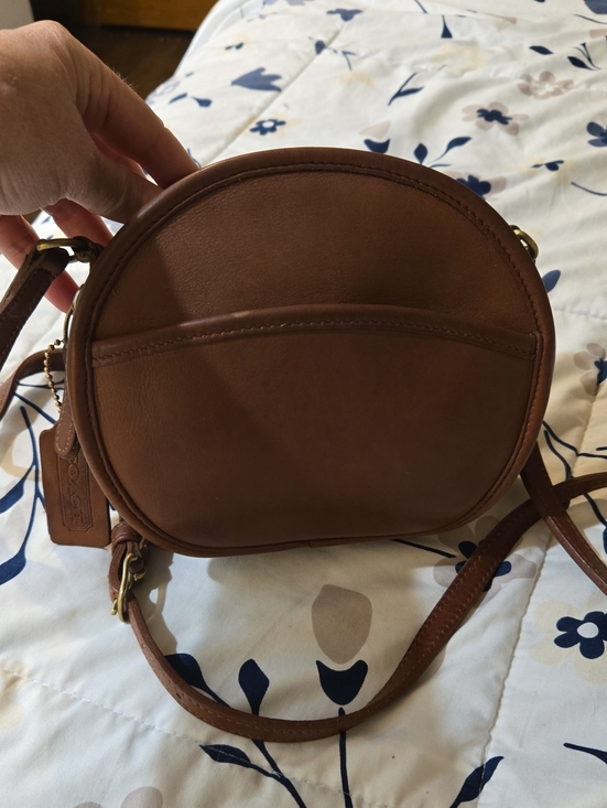 Coach Handbags - Vintage Coach Canteen bag (Style 9982)